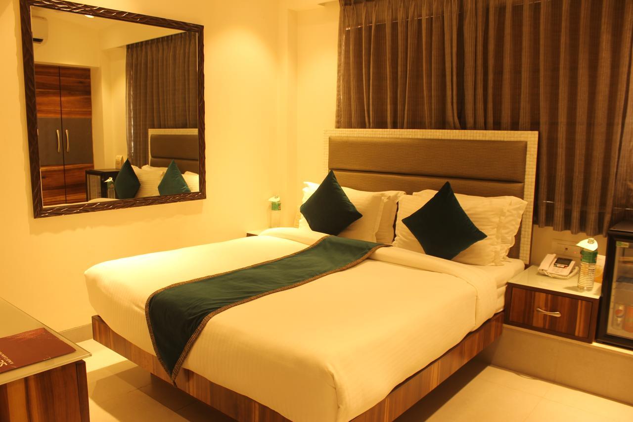 Hotel The Flora Residency Calangute
